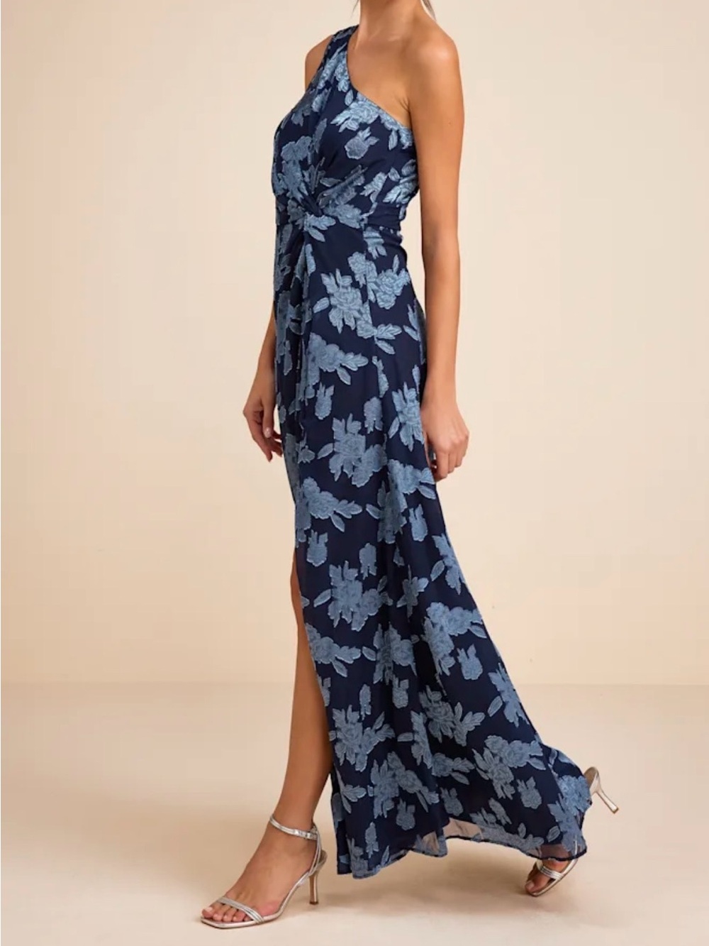 Renni Navy Blue Floral Jacquard One-Shoulder Maxi Dress Size M